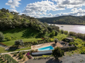 Finca Contrabando completa 20 pax, Huelva